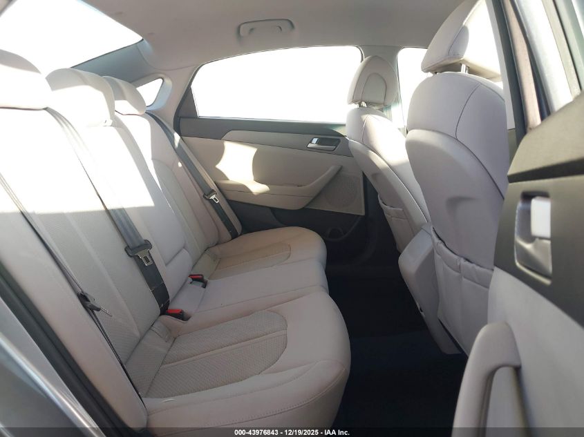 2015 Hyundai Sonata Se VIN: 5NPE24AF3FH021902 Lot: 43976843