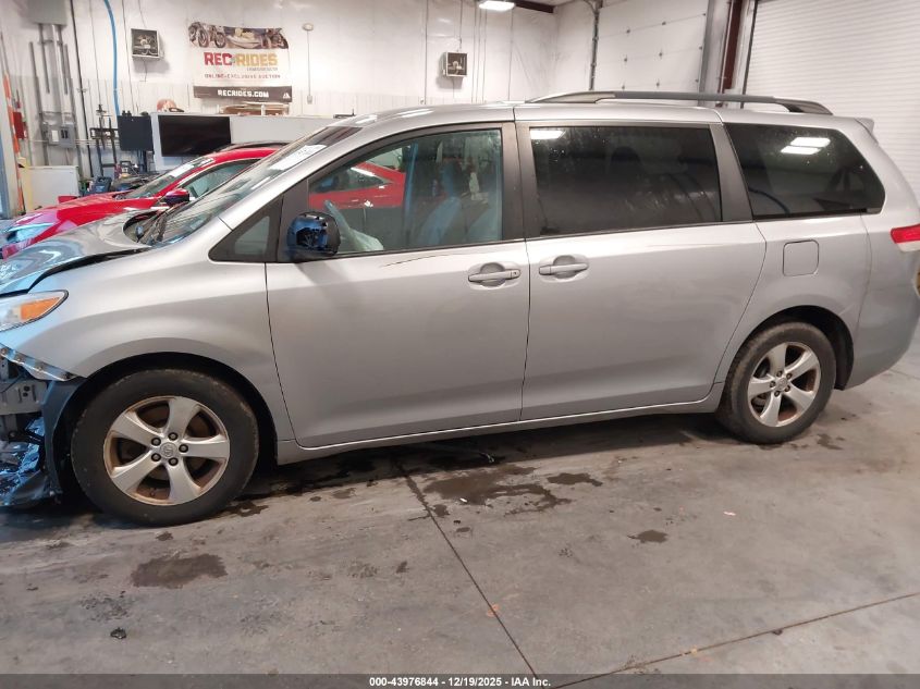 2014 Toyota Sienna Le V6 8 Passenger VIN: 5TDKK3DC1ES458255 Lot: 43976844