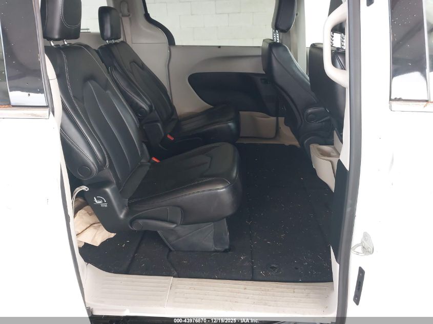 2023 Chrysler Pacifica Touring L VIN: 2C4RC1BG9PR607321 Lot: 43976870