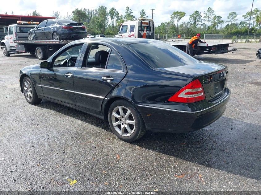 WDBRF54H27A941097 2007 MERCEDES-BENZ C-KLASSE photo no. 3