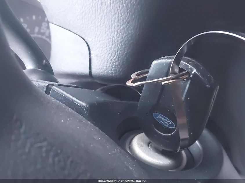 2018 Ford Focus Se VIN: 1FADP3F28JL310782 Lot: 43976881