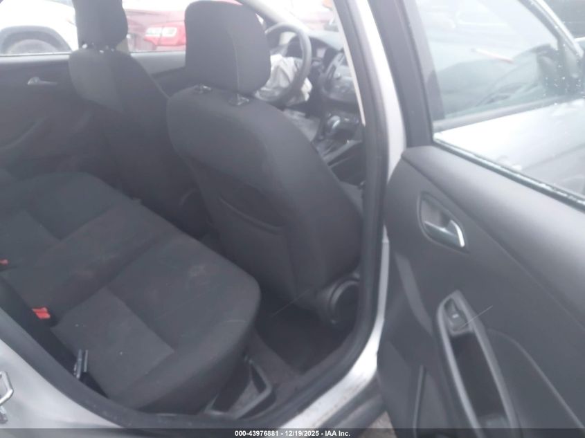 2018 Ford Focus Se VIN: 1FADP3F28JL310782 Lot: 43976881