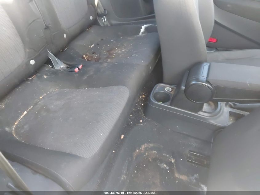 2014 Volkswagen Beetle 1.8T Entry VIN: 3VWF17AT2EM638633 Lot: 43976910