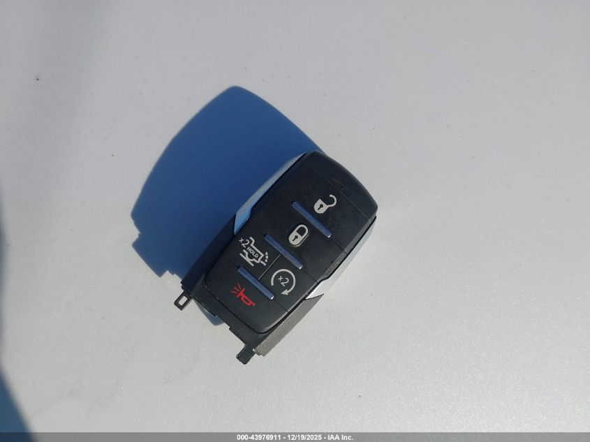 2025 Ram 1500 Laramie 4X4 5'7 Box VIN: 1C6SRFJP8SN752149 Lot: 43976911