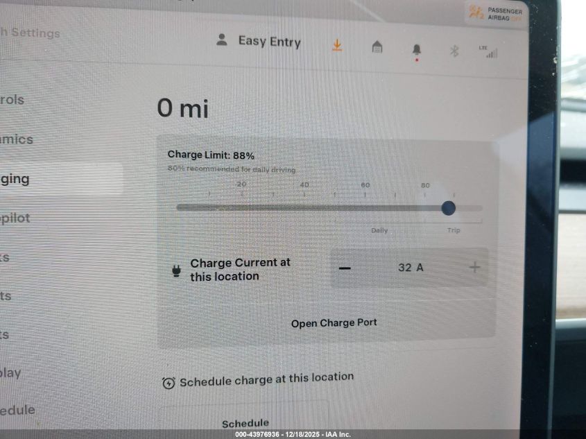 2020 Tesla Model 3 Standard Range Plus Rear-Wheel Drive/Standard Range Rear-Wheel Drive VIN: 5YJ3E1EA1LF739714 Lot: 43976936