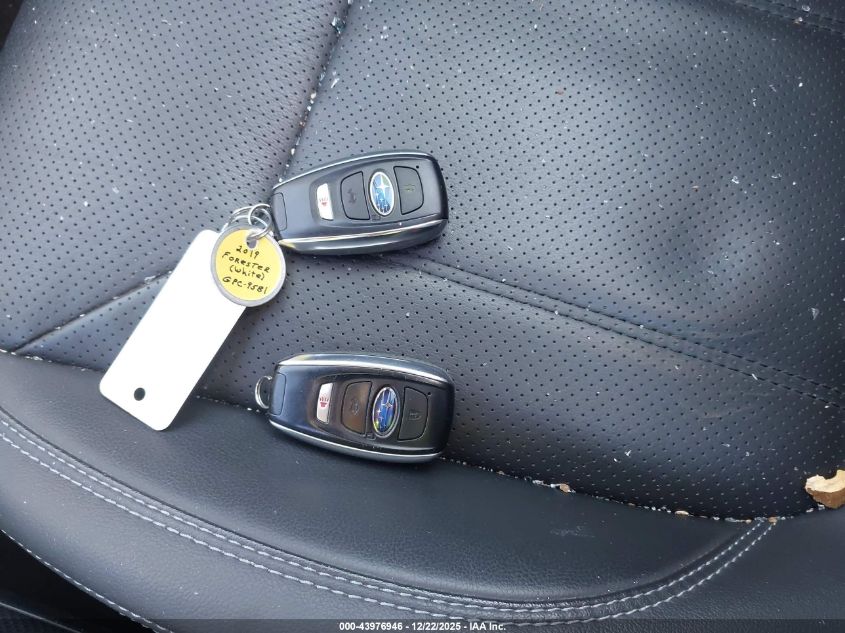 2019 Subaru Forester Limited VIN: JF2SKAUC9KH594039 Lot: 43976946