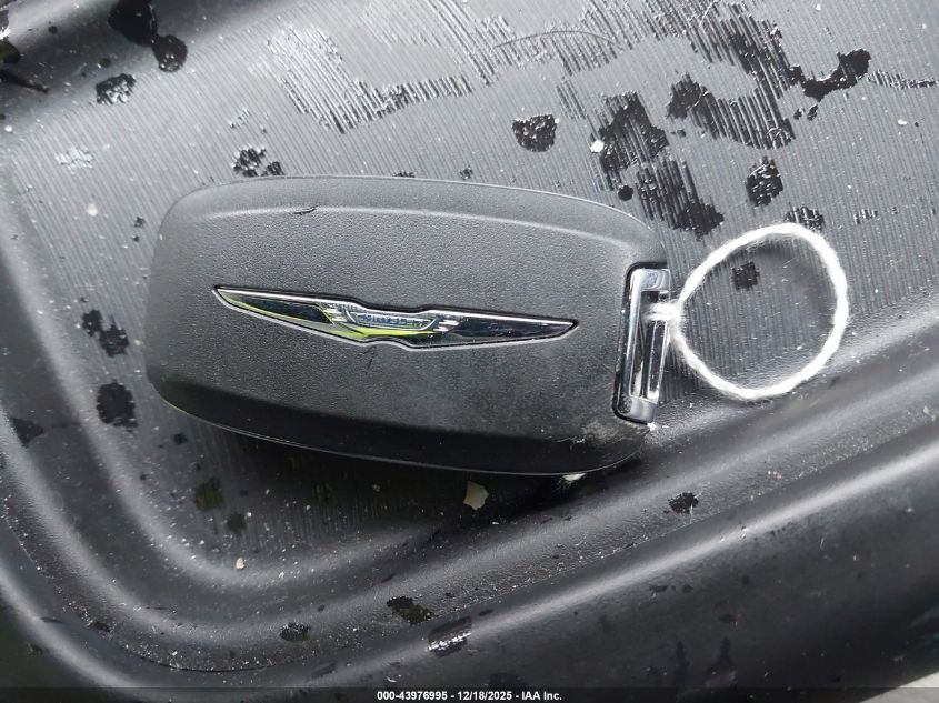 2021 Chrysler Pacifica Hybrid Touring VIN: 2C4RC1R74MR544663 Lot: 43976995