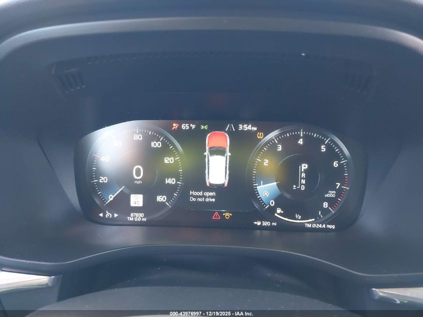 2018 Volvo Xc60 T5 Momentum VIN: YV4102RK2J1042683 Lot: 43976997