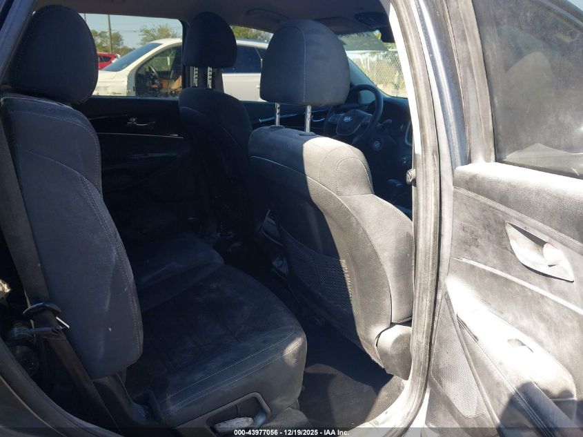 2020 Kia Sorento 3.3L Lx VIN: 5XYPG4A57LG683163 Lot: 43977056