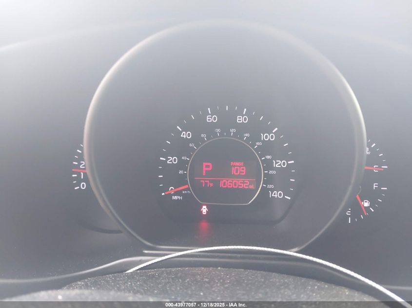 2016 Kia Soul + VIN: KNDJP3A52G7279402 Lot: 43977057