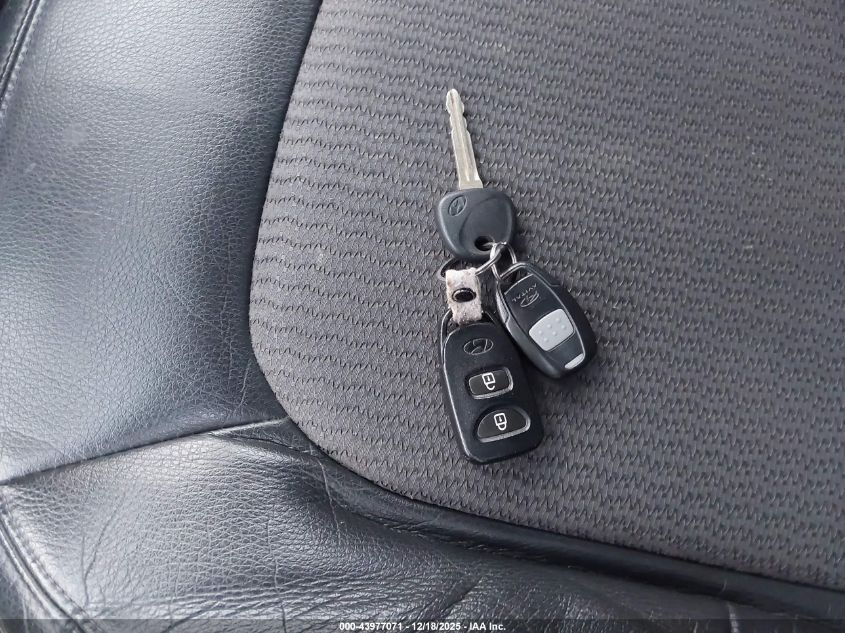 2011 Hyundai Tucson Gls VIN: KM8JUCAC9BU227679 Lot: 43977071