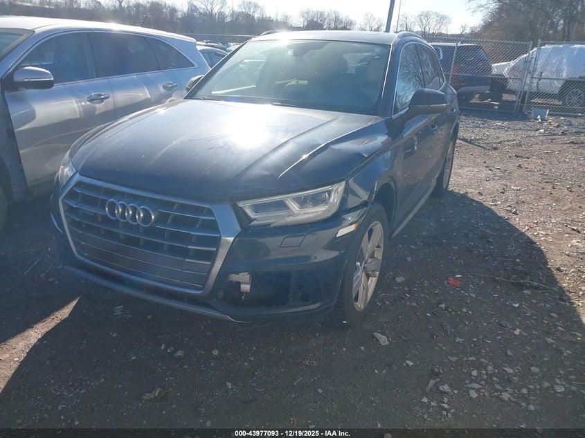 2019 Audi Q5 45 Premium WA1BNAFY6K2056846 photo #3
