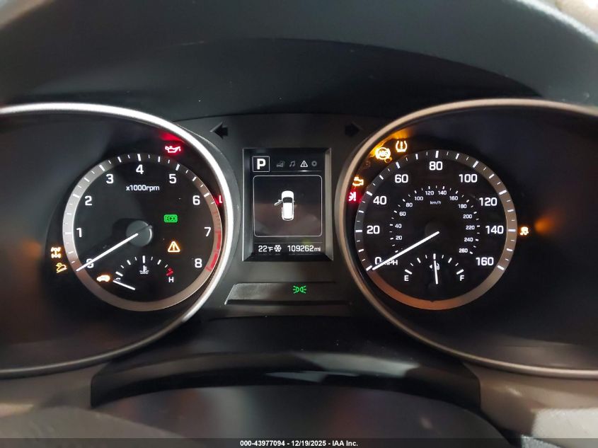 2018 Hyundai Santa Fe Sport 2.4L VIN: 5NMZUDLBXJH063172 Lot: 43977094