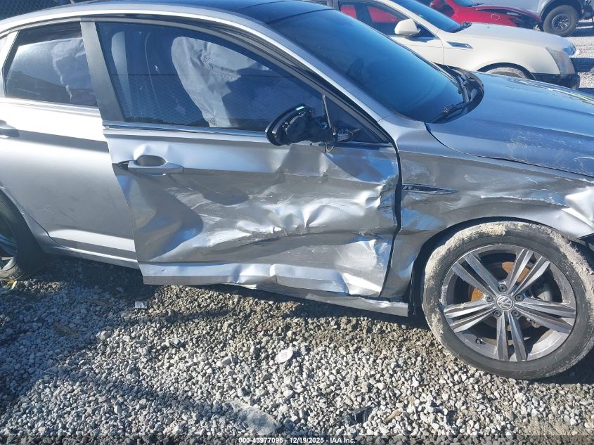 2020 Volkswagen Jetta 1.4T R-Line/1.4T S/1.4T Se VIN: 3VWCB7BU8LM051065 Lot: 43977095