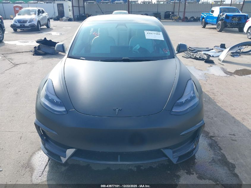 2019 Tesla Model 3 Long Range/Performance VIN: 5YJ3E1EB5KF365924 Lot: 43977101