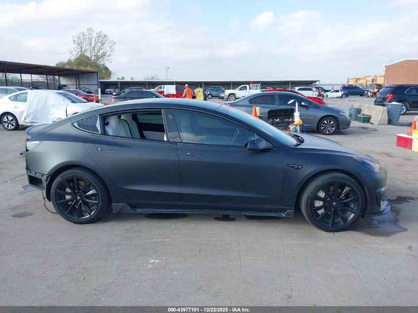 2019 Tesla Model 3 Long Range/Performance VIN: 5YJ3E1EB5KF365924 Lot: 43977101