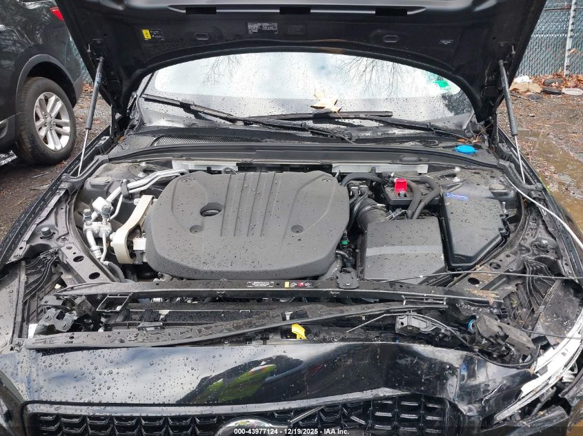 2024 Volvo S60 B5 Plus Dark Theme VIN: 7JRL12FL1RG305567 Lot: 43977124