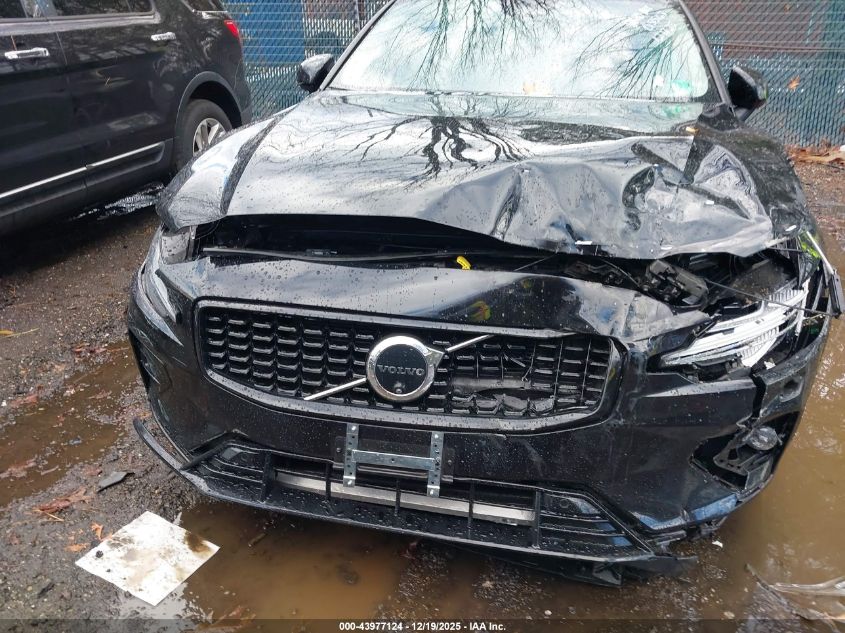 2024 Volvo S60 B5 Plus Dark Theme VIN: 7JRL12FL1RG305567 Lot: 43977124