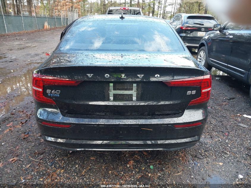 2024 Volvo S60 B5 Plus Dark Theme VIN: 7JRL12FL1RG305567 Lot: 43977124
