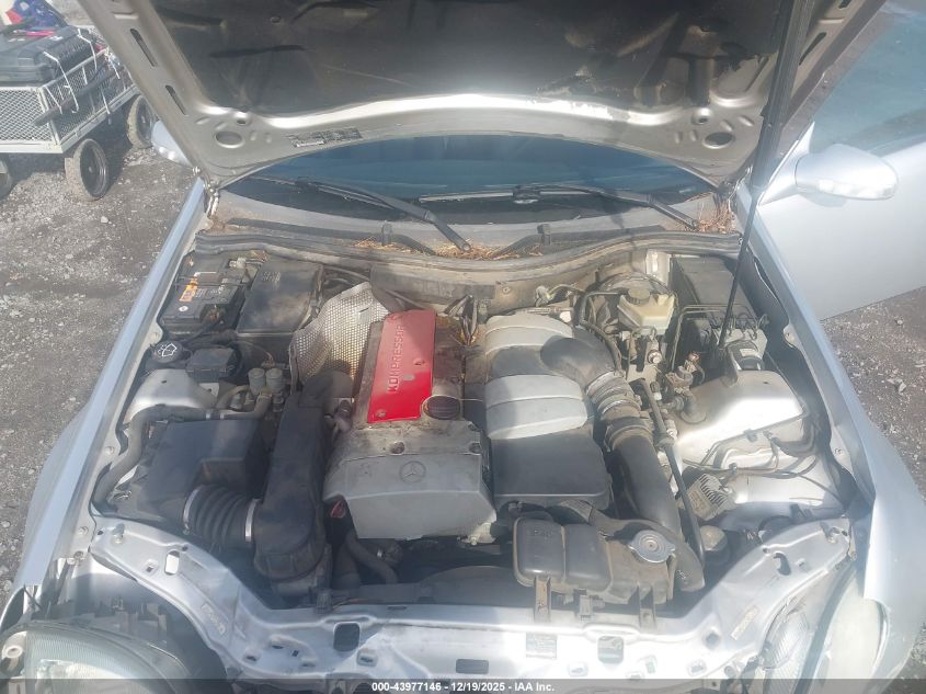 2001 Mercedes-Benz Slk 230 Kompressor VIN: WDBKK49F71F205538 Lot: 43977146