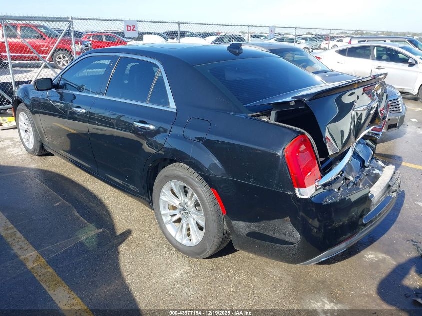 2017 Chrysler 300C