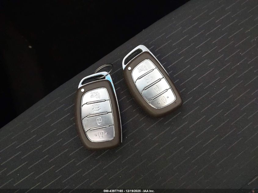 2020 Hyundai Tucson Value VIN: KM8J3CA41LU267655 Lot: 43977165