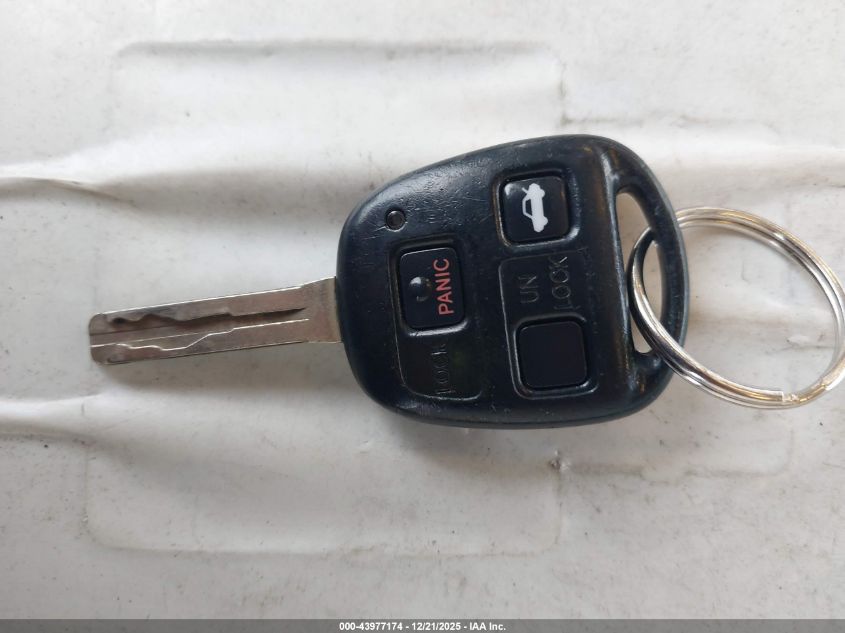 2003 Lexus Es 300 VIN: JTHBF30G736004911 Lot: 43977174