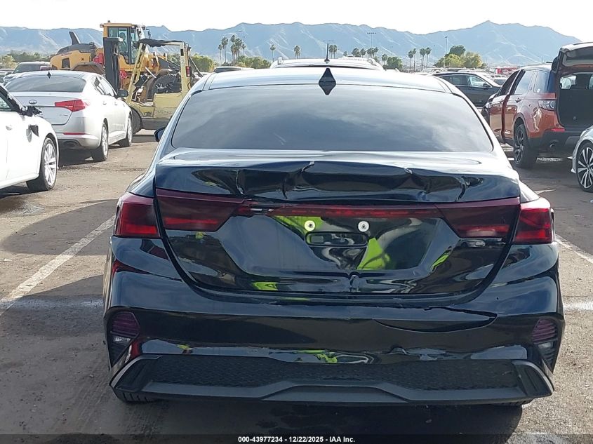 2022 Kia Forte Fe VIN: 3KPF24AD8NE451026 Lot: 43977234