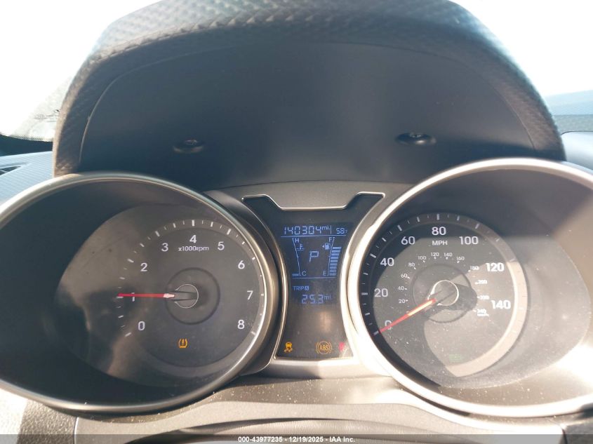 2016 Hyundai Veloster VIN: KMHTC6AD3GU258763 Lot: 43977235