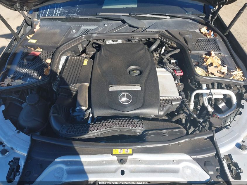 2015 Mercedes-Benz C 300 Sport 4Matic VIN: 55SWF4KB6FU027422 Lot: 43977236