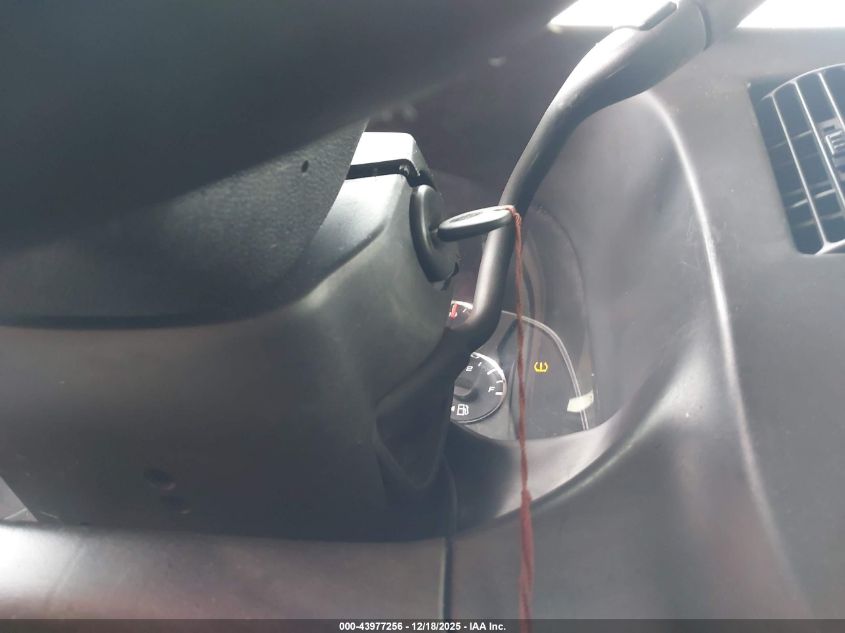 2012 Chevrolet Express 2500 Work Van VIN: 1GCWGFFA5C1102711 Lot: 43977256