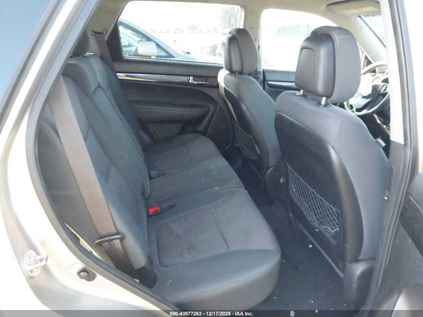 2012 Kia Sorento Lx VIN: 5XYKT3A18CG282184 Lot: 43977263