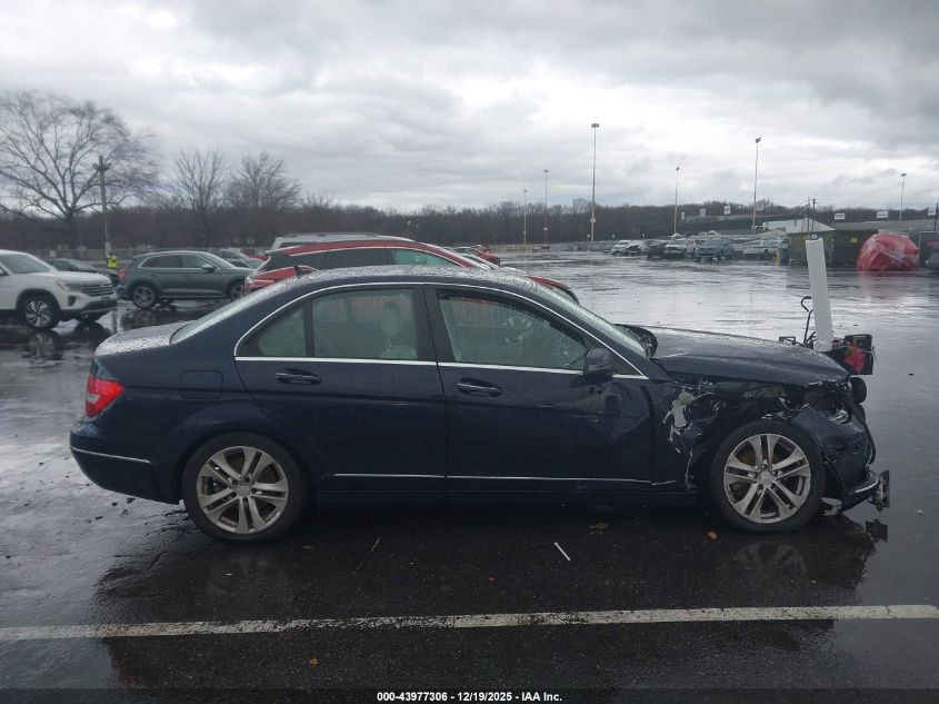 2014 Mercedes-Benz C 250 Luxury VIN: WDDGF4HB4ER307786 Lot: 43977306