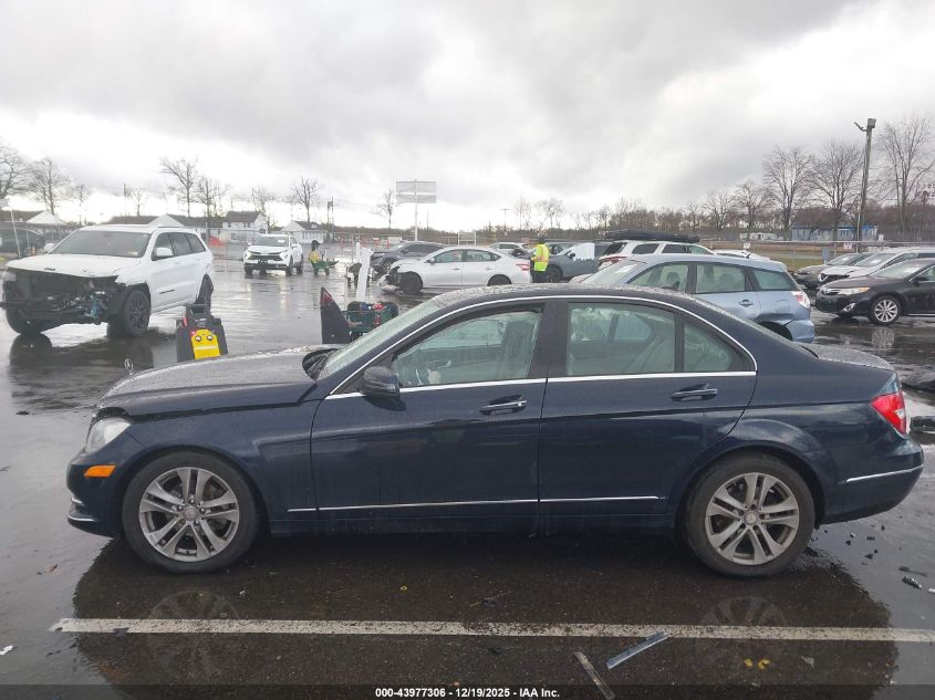 2014 Mercedes-Benz C 250 Luxury VIN: WDDGF4HB4ER307786 Lot: 43977306
