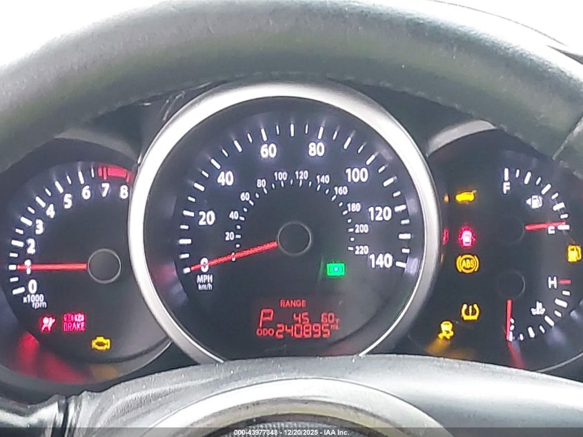 2012 Kia Soul + VIN: KNDJT2A60C7437437 Lot: 43977348