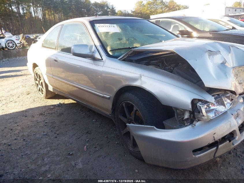 1997 Honda Accord Ex VIN: 1HGCD7268VA031382 Lot: 43977374