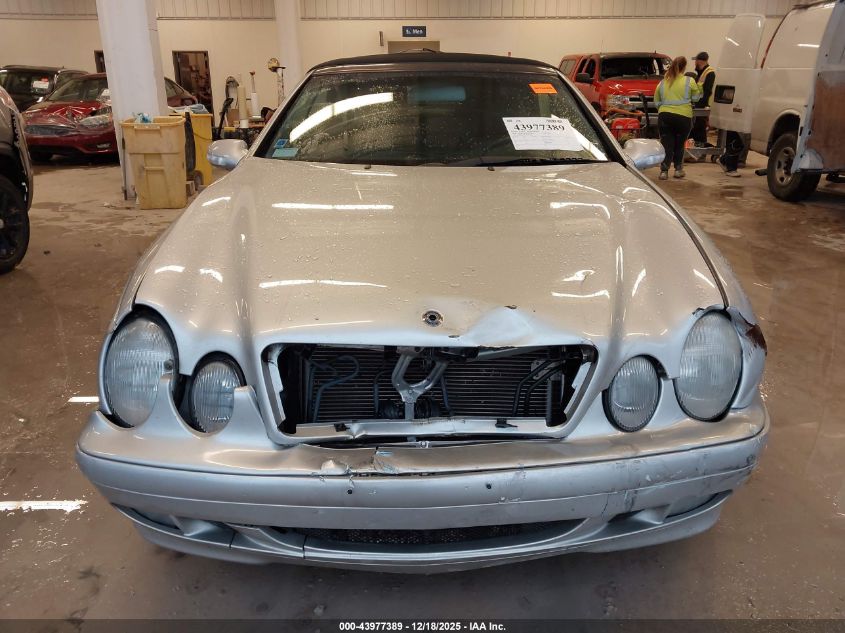 2000 Mercedes-Benz Clk 320 VIN: WDBLK65GXYT044242 Lot: 43977389