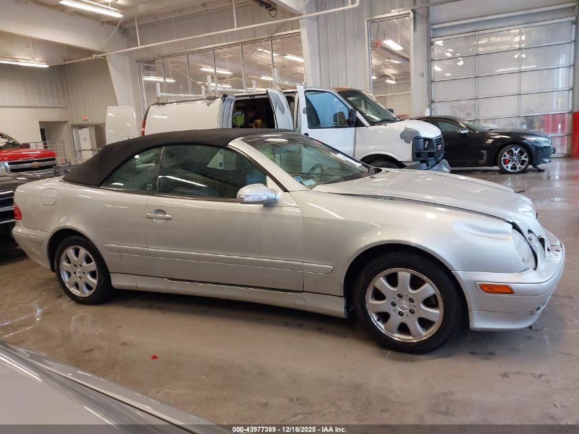 2000 Mercedes-Benz Clk 320 VIN: WDBLK65GXYT044242 Lot: 43977389