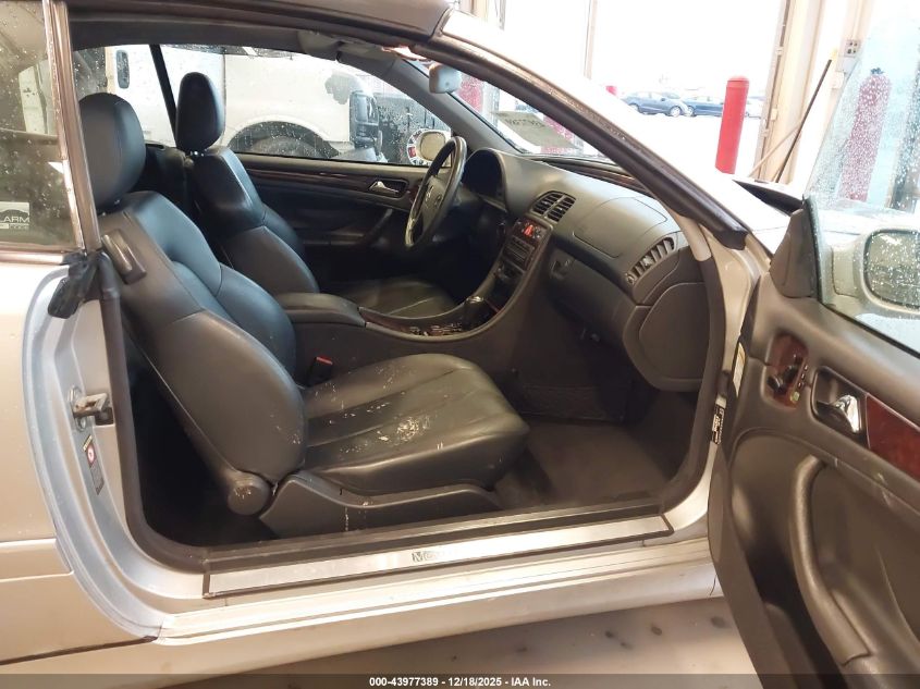 2000 Mercedes-Benz Clk 320 VIN: WDBLK65GXYT044242 Lot: 43977389