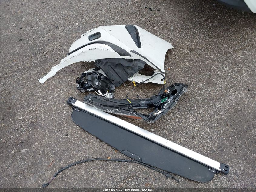 2019 Toyota Prius Limited VIN: JTDKARFU4K3085706 Lot: 43977405