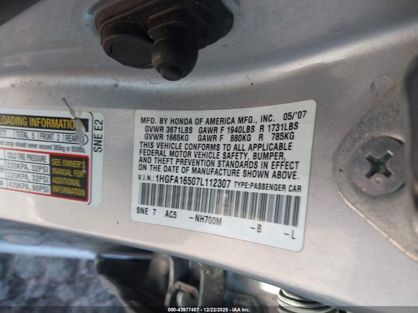 2007 Honda Civic Lx VIN: 1HGFA16507L112307 Lot: 43977407
