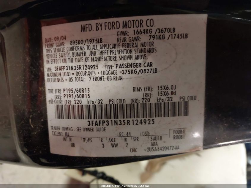 2005 Ford Focus Zx3 VIN: 3FAFP31N35R124925 Lot: 43977412