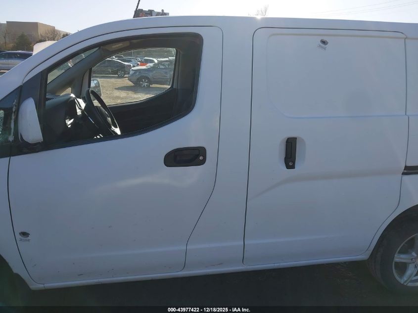 2017 Nissan Nv200 Sv VIN: 3N6CM0KN9HK699009 Lot: 43977422