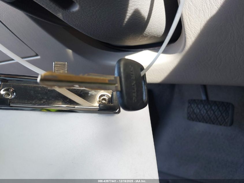 2004 Toyota Corolla Le VIN: 1NXBR32E94Z299152 Lot: 43977441