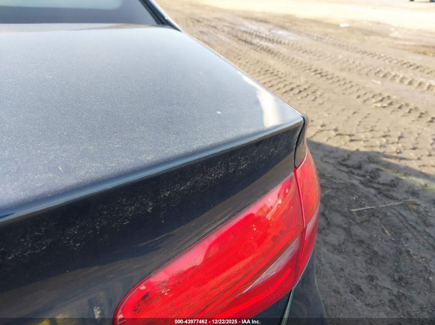 2016 Audi A4 2.0T Premium VIN: WAUFFAFL2GN009857 Lot: 43977462