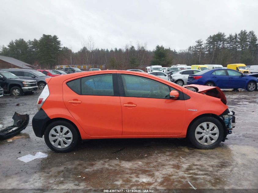 2013 Toyota Prius C Three VIN: JTDKDTB31D1038830 Lot: 43977477
