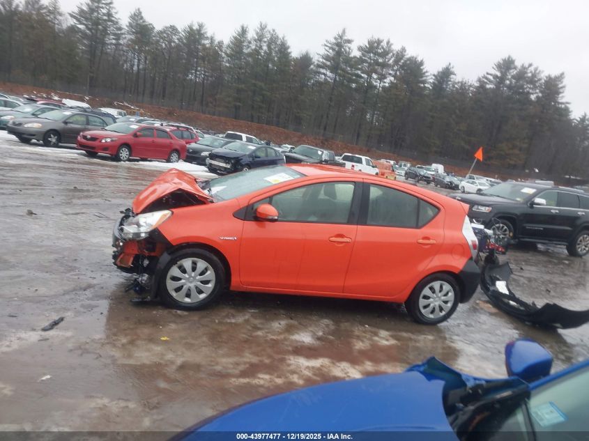 2013 Toyota Prius C Three VIN: JTDKDTB31D1038830 Lot: 43977477