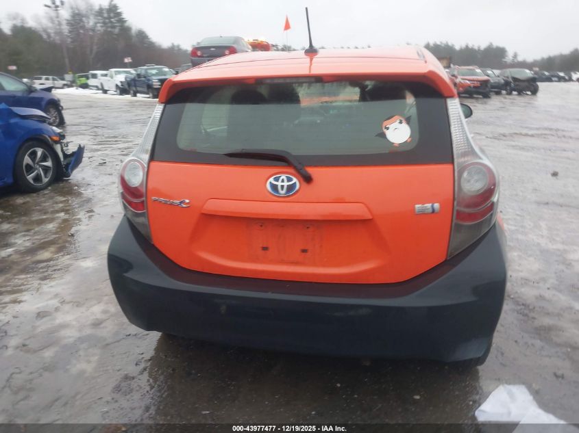 2013 Toyota Prius C Three VIN: JTDKDTB31D1038830 Lot: 43977477