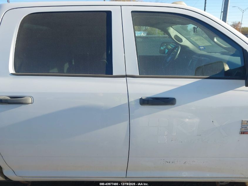 2018 Ram 2500 Tradesman 4X4 8' Box VIN: 3C6UR5HL8JG275400 Lot: 43977480