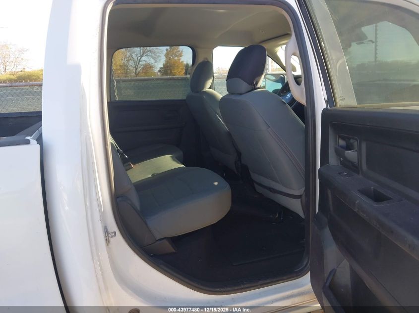 2018 Ram 2500 Tradesman 4X4 8' Box VIN: 3C6UR5HL8JG275400 Lot: 43977480